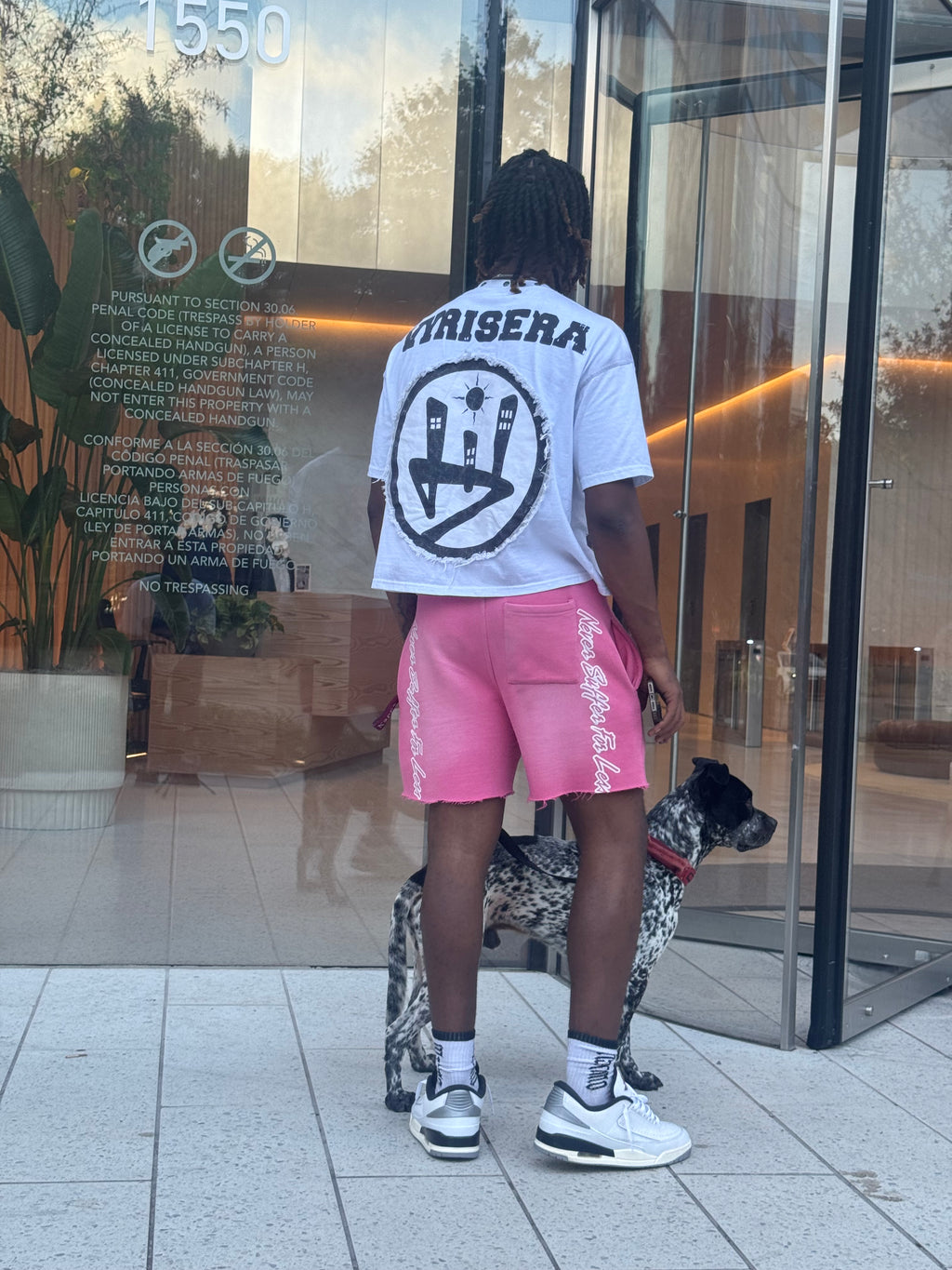 in her guts Vyrisera tee